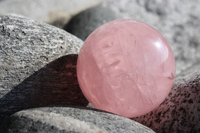 pierre de quartz rose
